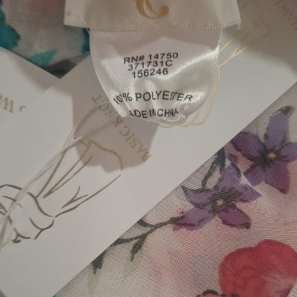 New.C Women's Floral Multicolor Scarf - Picture 7 of 7